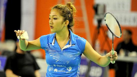 他让我们知 他让我们知