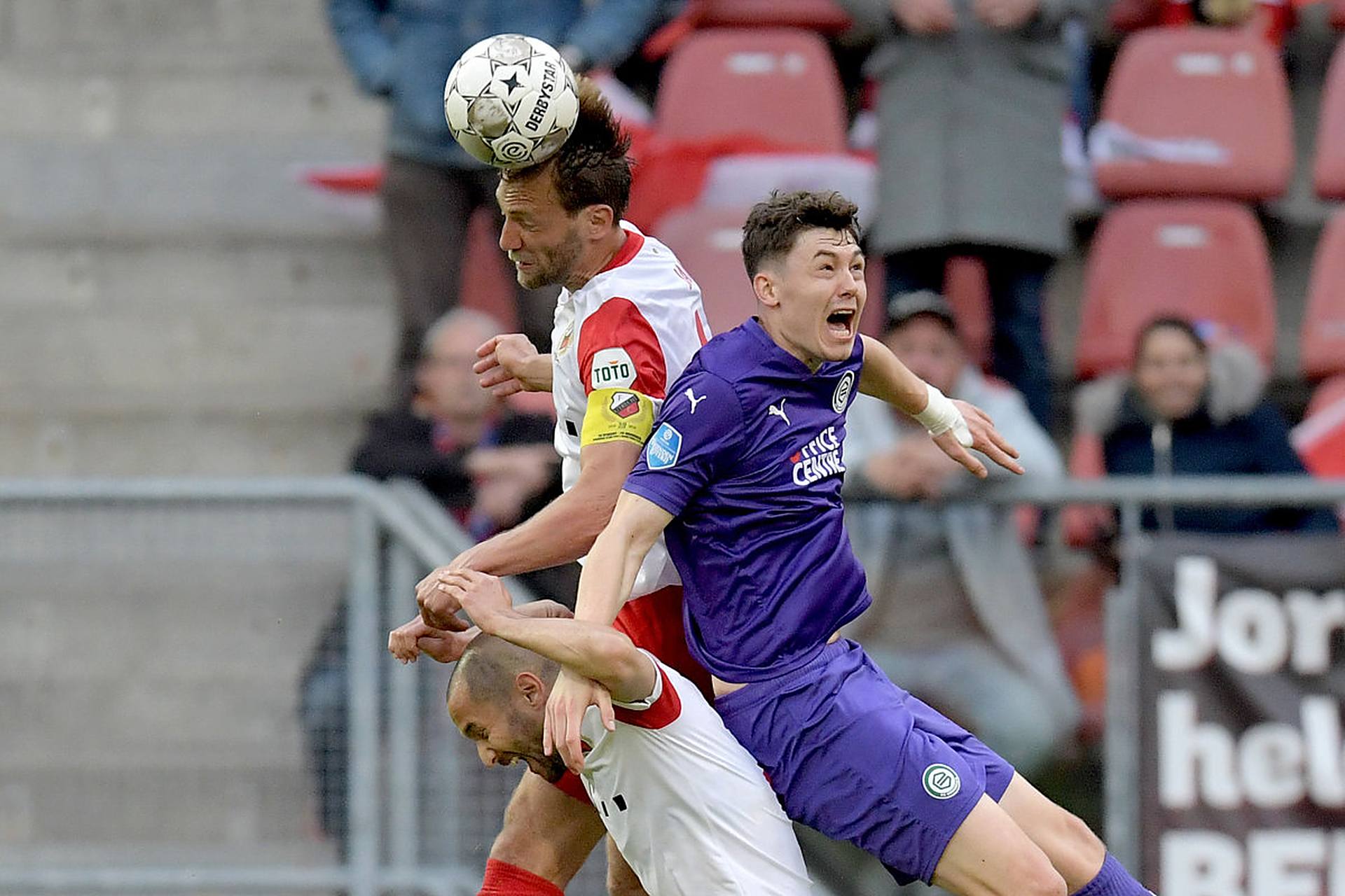 与防守端的 与防守端的