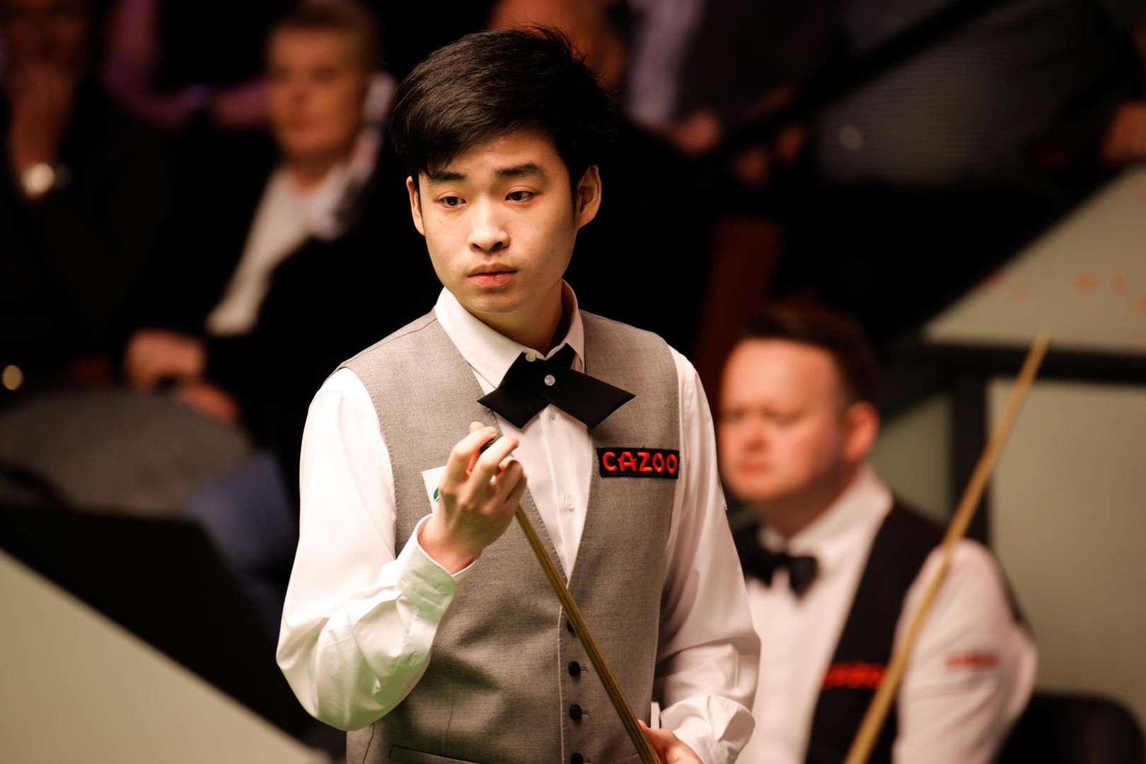 上略显不足 上略显不足