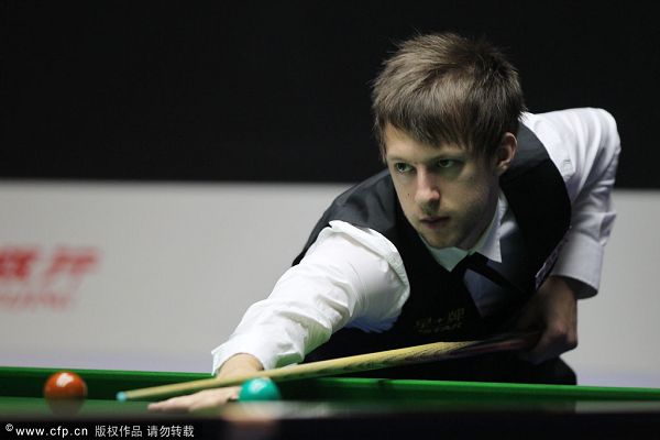 固中场的基 固中场的基