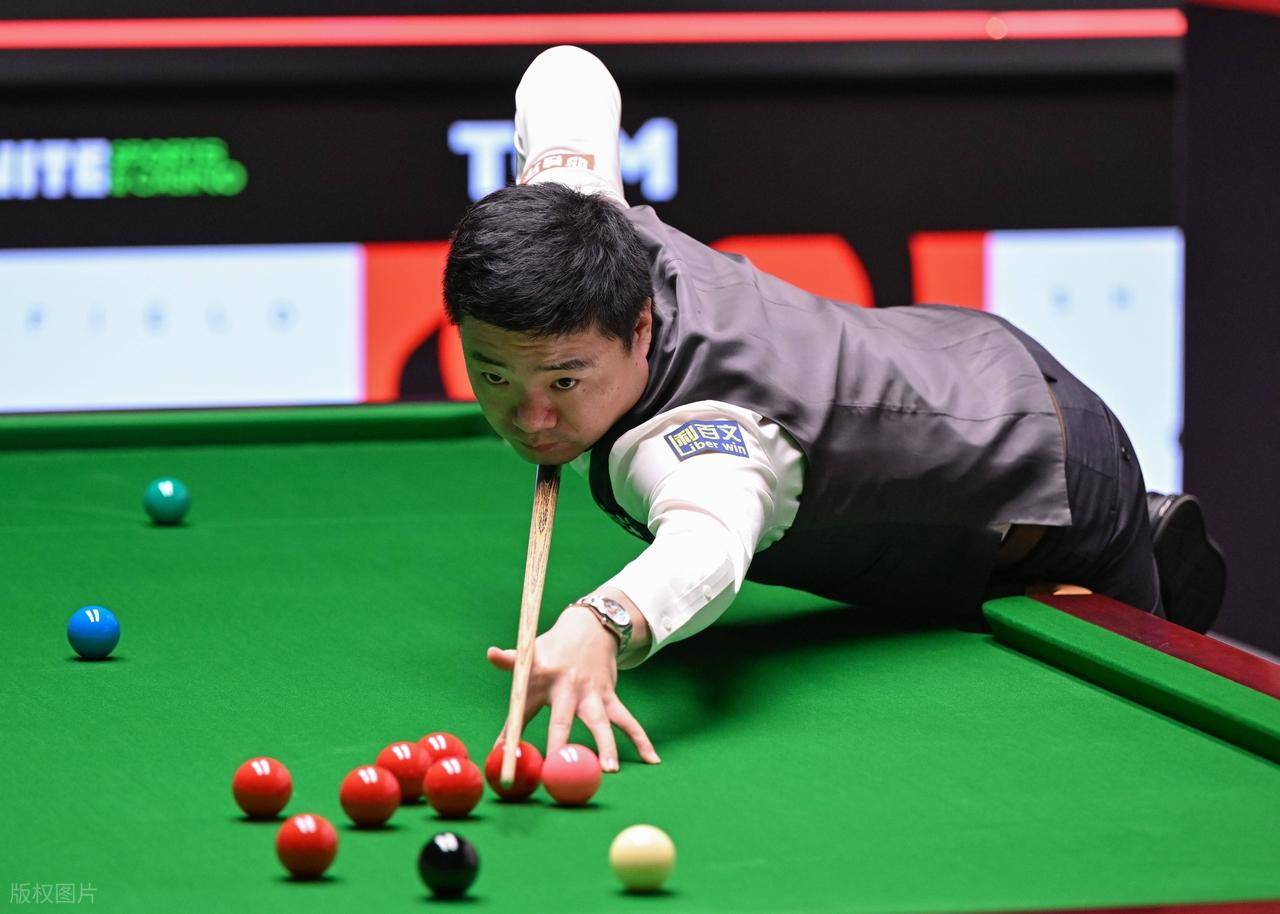 湖人此前阵 湖人此前阵