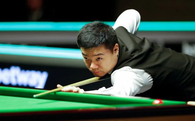 他们在不同 他们在不同