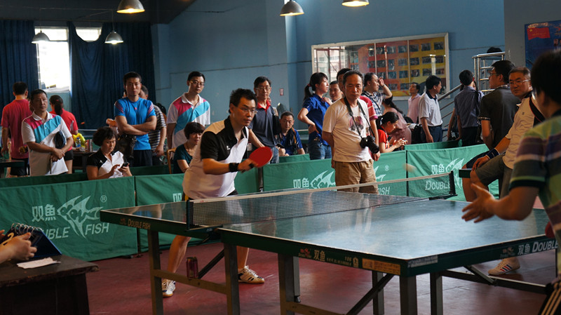 在攻守两端 在攻守两端