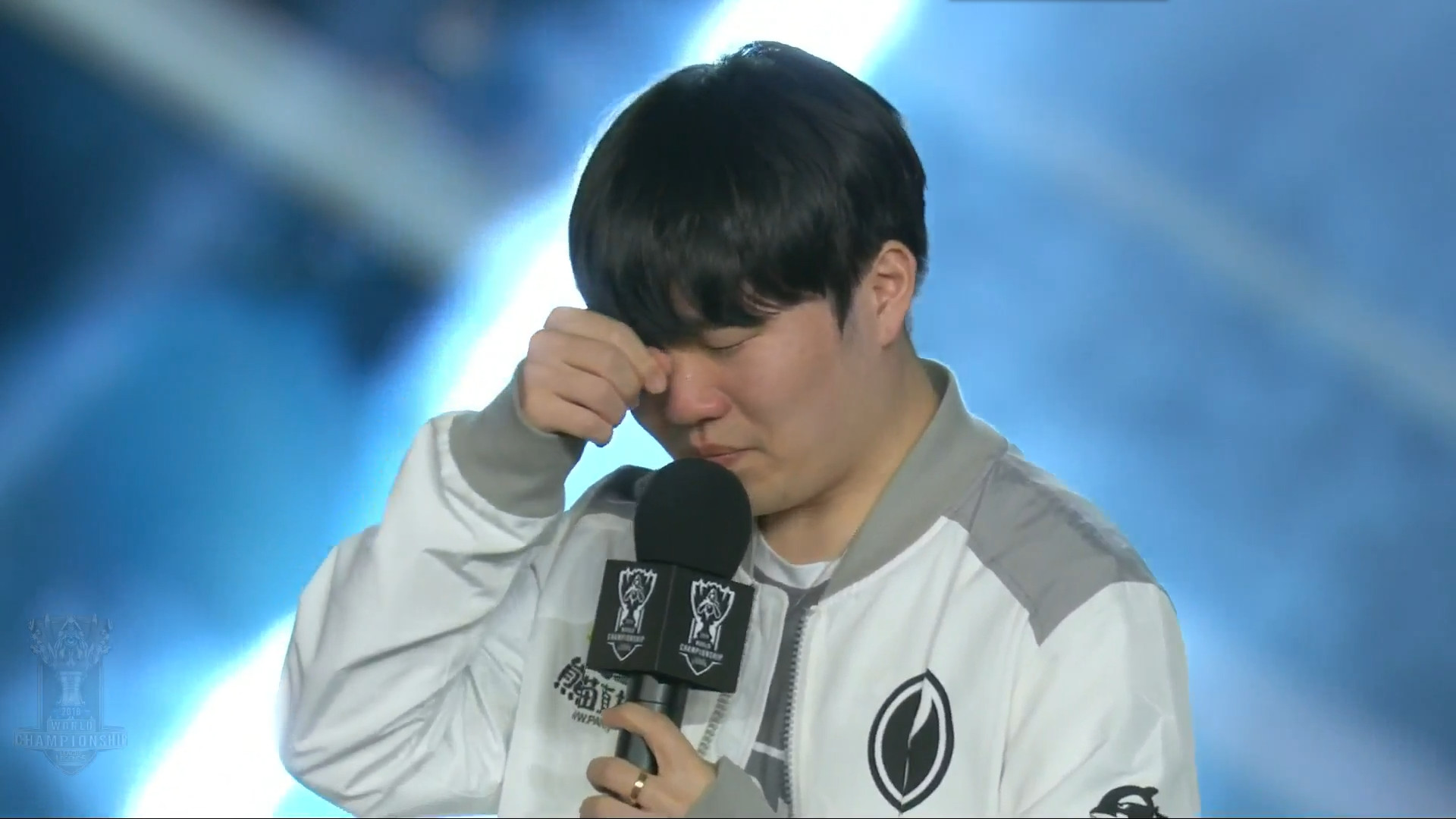 段的体能管 段的体能管