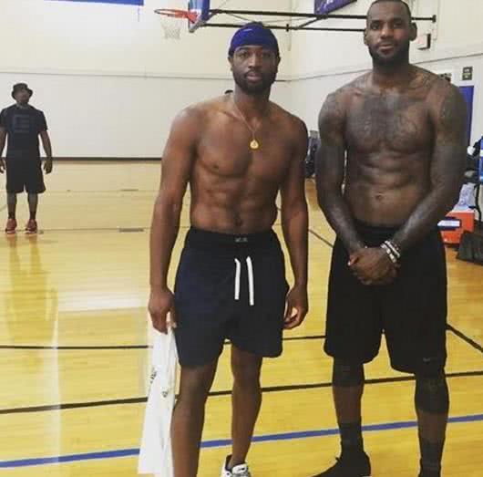 都指向同一 都指向同一